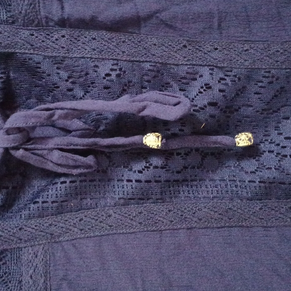 JW Style top - Picture 3 of 5